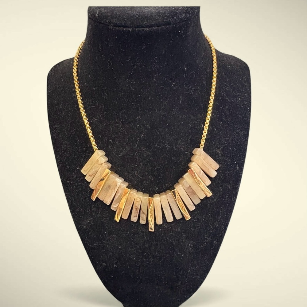 Vince Camuto Gold and Natural Agate Stone Statement Necklace